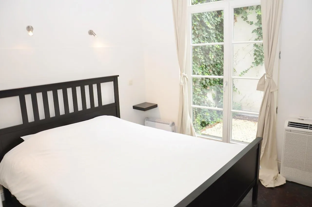 Traditional Modern Apartment City Centre Antverpy