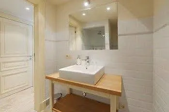 Traditional Modern Apartment City Centre Antverpy