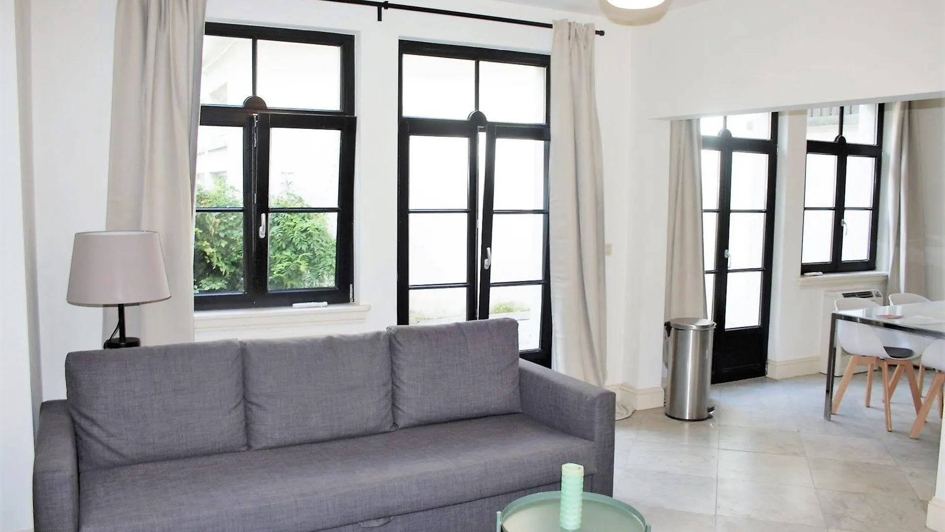 Traditional Modern Apartment City Centre Antverpy 0*,  Belgie